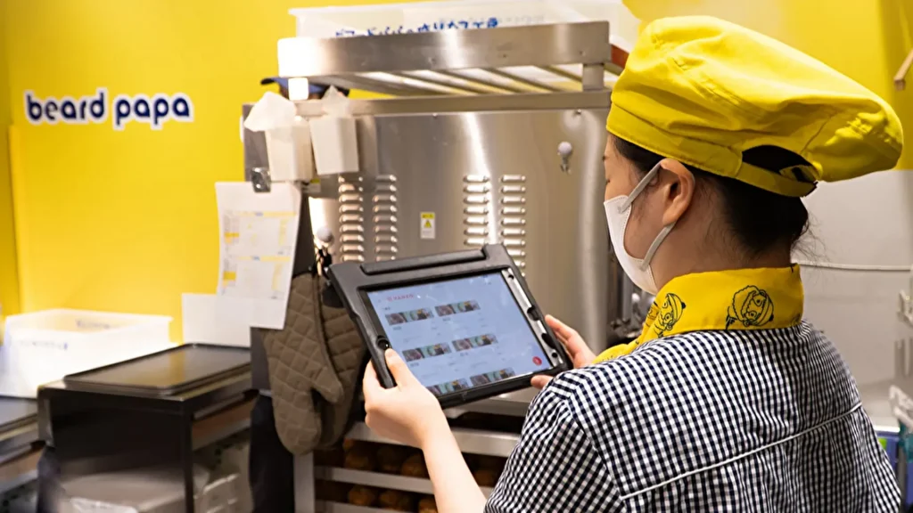 【Goals】発注を自動化してフードロス削減へ「HANZO 自動発注」ビアードパパへ導入開始